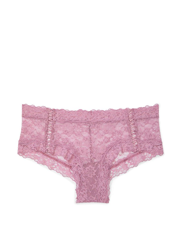 Majtki koronkowe ze sznurowaniem po bokach Lace-Up Cheeky. Produkt ma kolor purpurowy i pochodzi z kolekcji Lacie. 