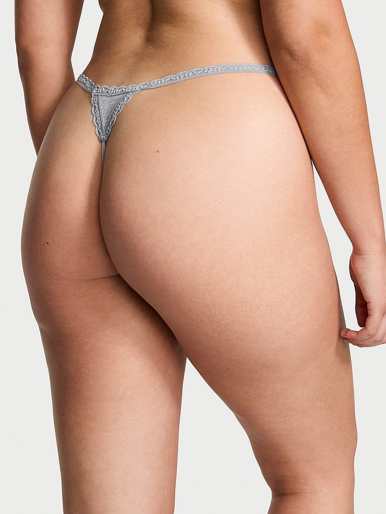 Stringi bawełniane z koronką Lace-Trim. Produkt ma kolor szary i pochodzi z kolekcji Lacie. 