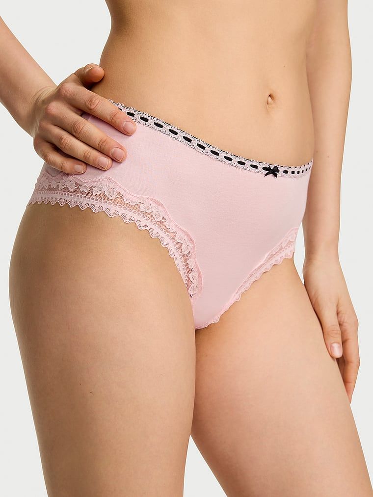 Majtki bawełniane Bow Lace-Trim Cheeky. Produkt ma kolor różowy i pochodzi z kolekcji Lace Trim. 
