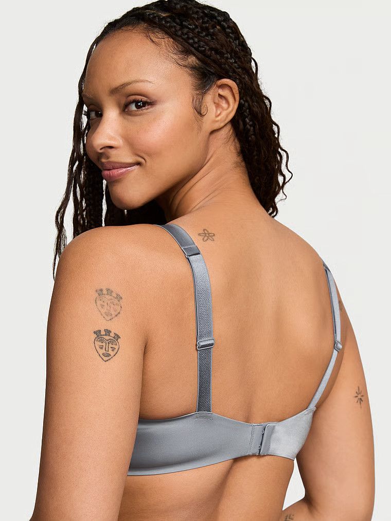 Biustonosz push-up z błyszczącymi paseczkami Scattered Shine Strap. Produkt ma kolor szary i pochodzi z kolekcji Very Sexy. 