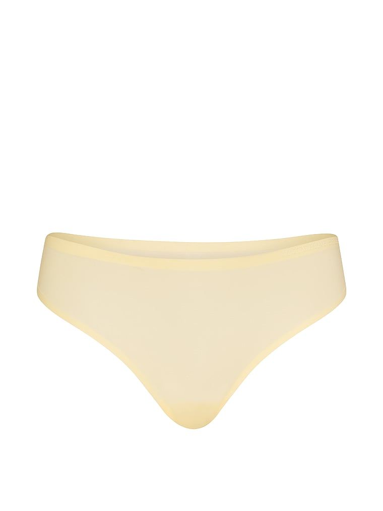 Stringi z mikrofibry Flex. Produkt ma kolor żółty i pochodzi z kolekcji Body by Victoria. 