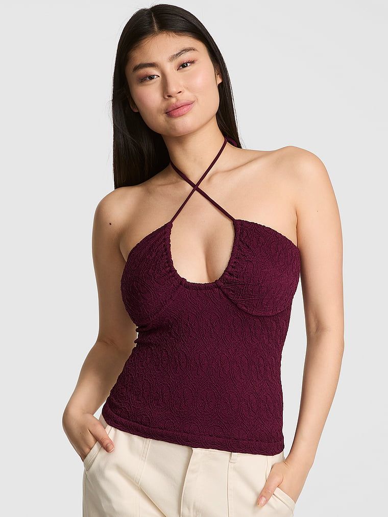 Top typu halter