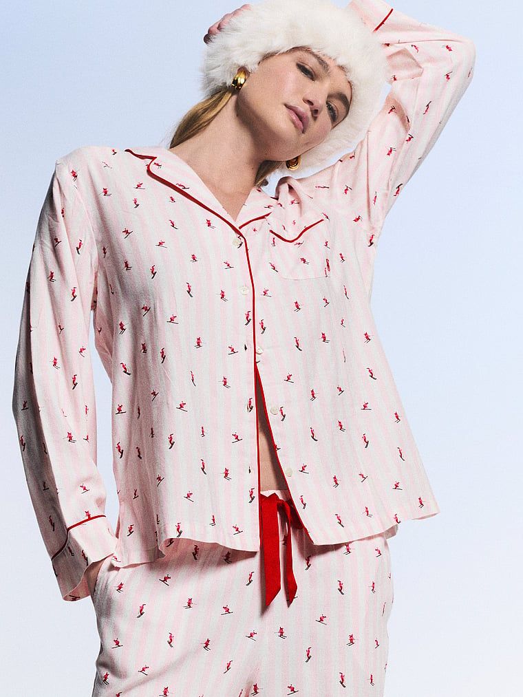 Flanelowa piżama z długimi spodniami. Produkt jest wzorzysty i pochodzi z kolekcji Victoria's Secret. 