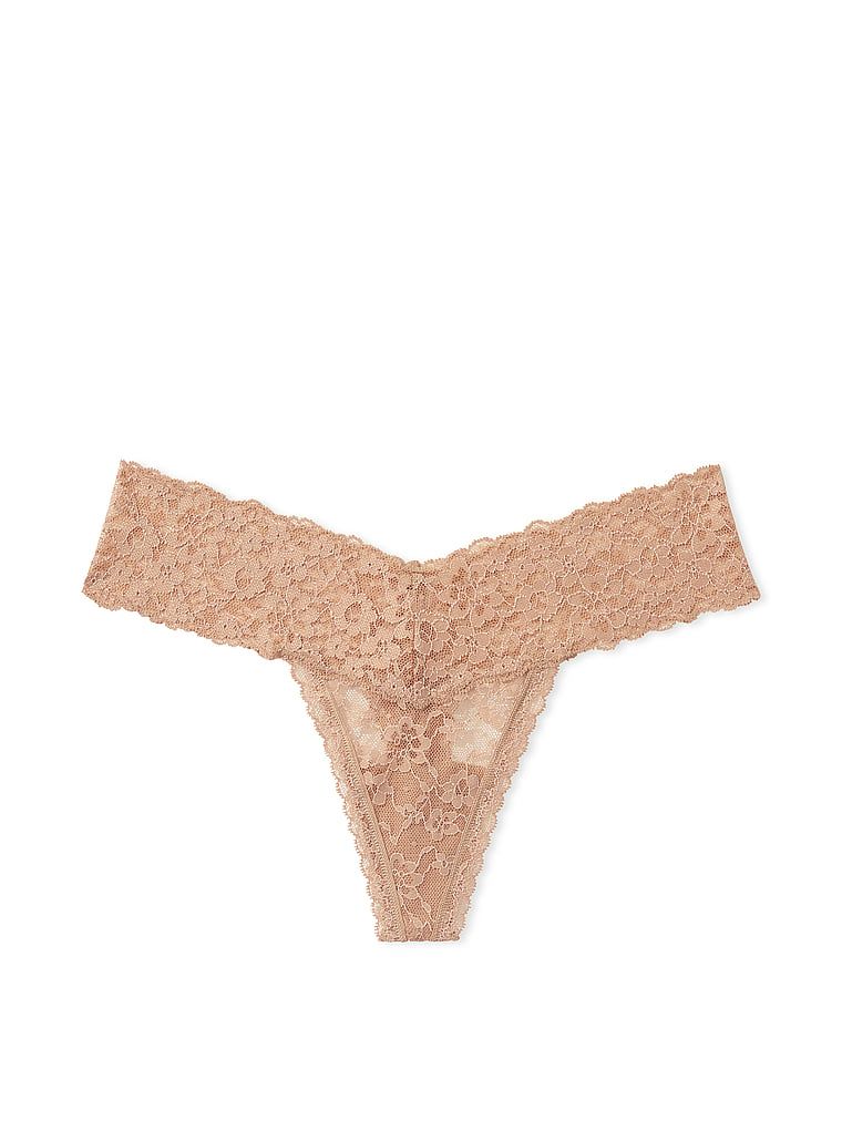 Stringi z koronką Lace. Produkt ma kolor beżowy i pochodzi z kolekcji Lacie. 