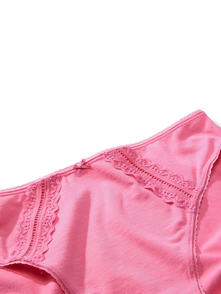Majtki bawełniane ze wstawkami Lace-Trim. Produkt ma kolor różowy i pochodzi z kolekcji Victoria's Secret. 