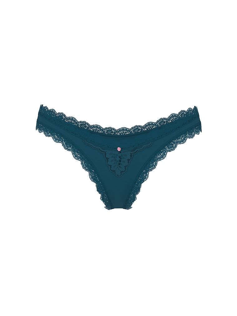 Majtki brazyliany z koronką Lace Trim Brazilian. Produkt ma kolor niebieski i pochodzi z kolekcji Dream Angels. 