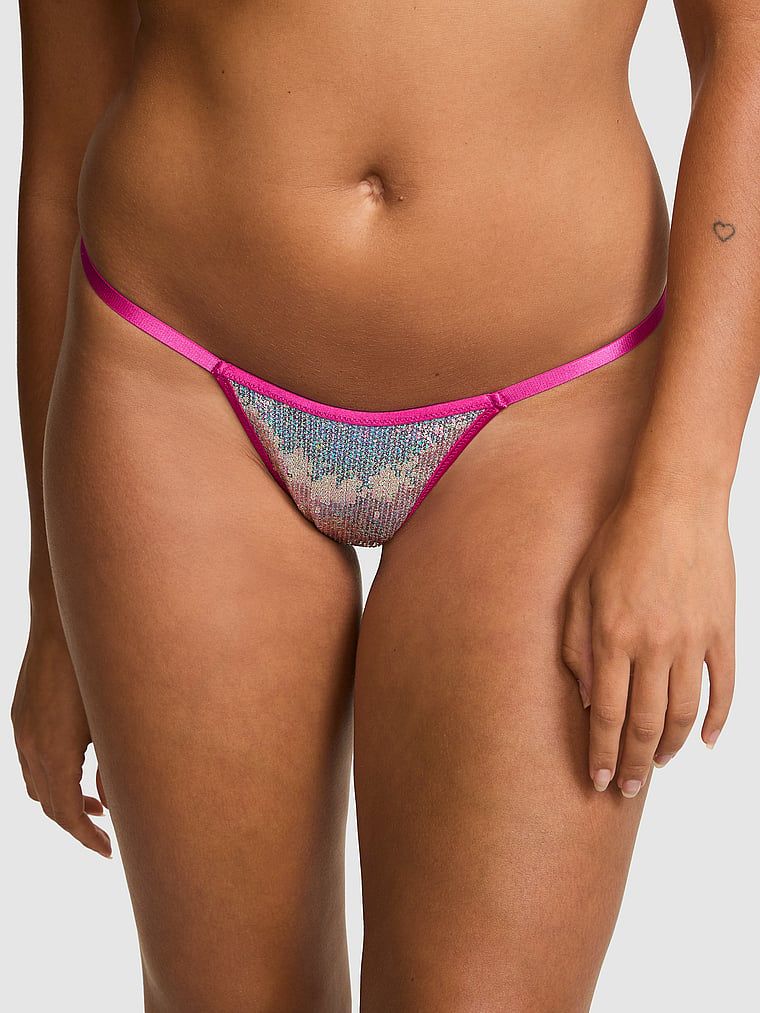 PINK Stringi PINK Wink z ultraniskim stanem i wysoko wyciętymi nogawkami