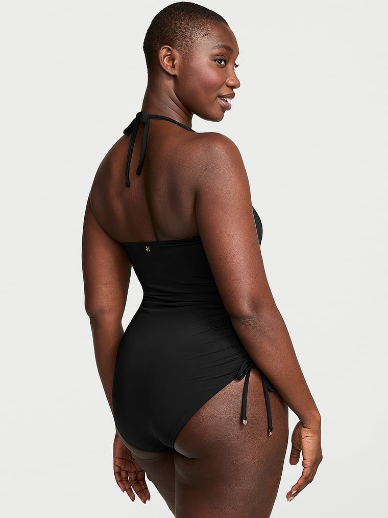 Strój kąpielowy jednoczęściowy z odpinanymi ramiączkami Essential Strapless. Produkt ma kolor czarny i pochodzi z kolekcji Victoria's Secret Swim. 
