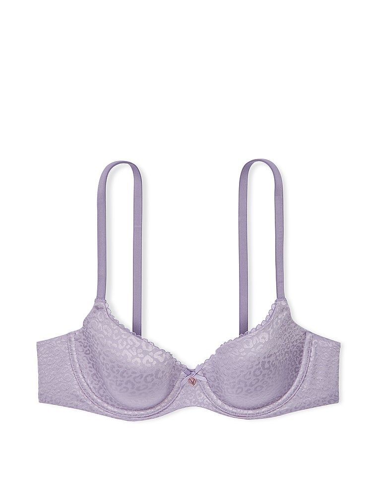 Na zdjęciu na białym tle widoczny jest biustonosz lekko usztywniany Demi. Produkt ma kolor purpurowy i pochodzi z kolekcji Body by Victoria.
