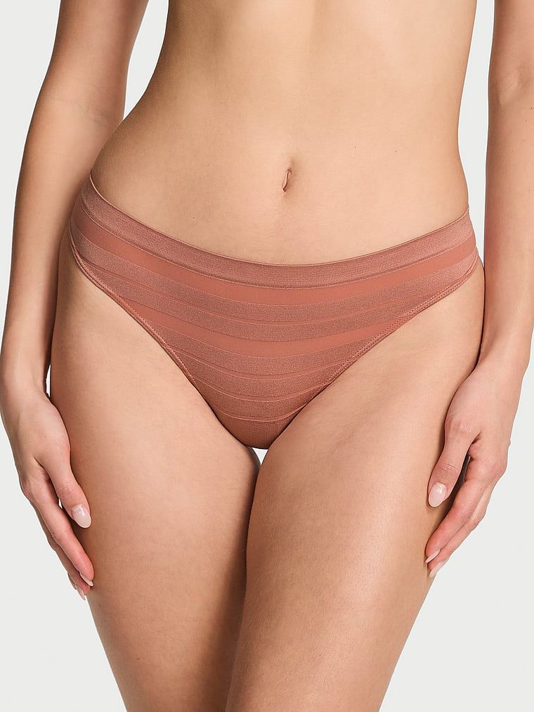 Stringi bezszwowe Seamless. Produkt ma kolor brązowy i pochodzi z kolekcji Seamless. 