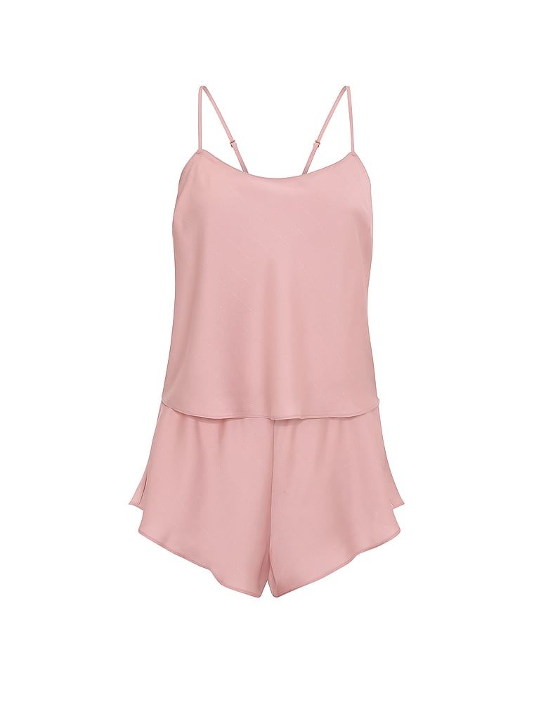 Satynowy zestaw do spania Cami Set. Produkt ma kolor złoto i pochodzi z kolekcji Victoria's Secret. 