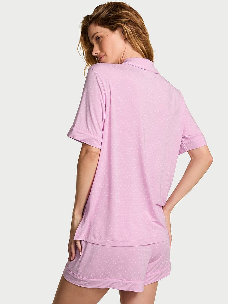 Piżama z modalu z szortami SoSoft. Produkt jest wzorzysty i pochodzi z kolekcji Victoria's Secret. 
