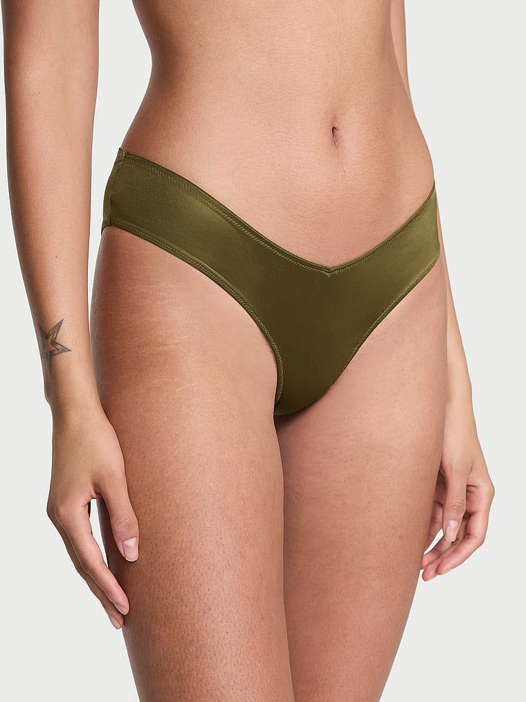 Majtki z paseczkami z tyłu i wysoko wyciętymi nogawkami Strappy-Back Cheeky. Produkt ma kolor zielony i pochodzi z kolekcji Very Sexy. 