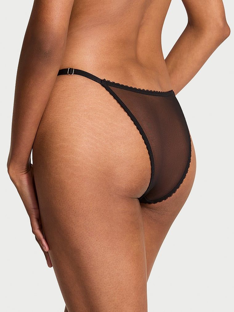 Majtki brazyliany Cherry Pop. Produkt jest wzorzysty i pochodzi z kolekcji Very Sexy. 