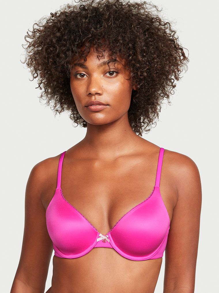 Biustonosz lekko usztywniany z mocno zabudowanymi miseczkami. Produkt ma kolor różowy i pochodzi z kolekcji Body by Victoria. 
