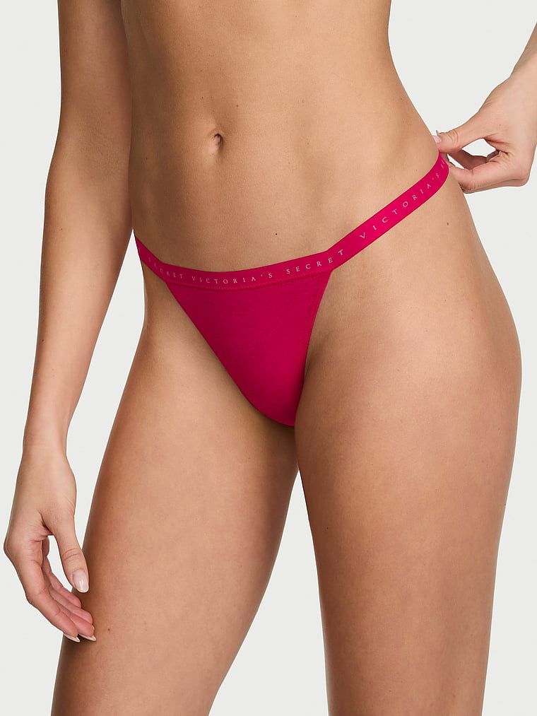 Stringi bawełniane Stretch Cotton. Produkt ma kolor różowy i pochodzi z kolekcji Victoria's Secret. 