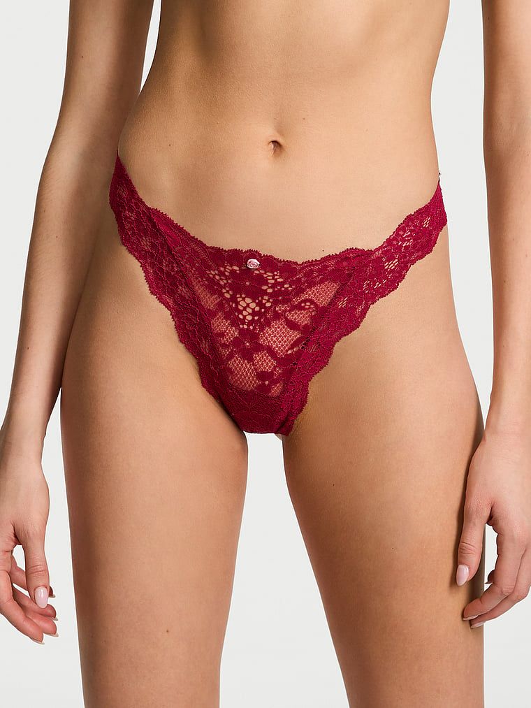Majtki brazyliany koronkowe Brazilian. Produkt ma kolor czerwony i pochodzi z kolekcji Dream Angels. 