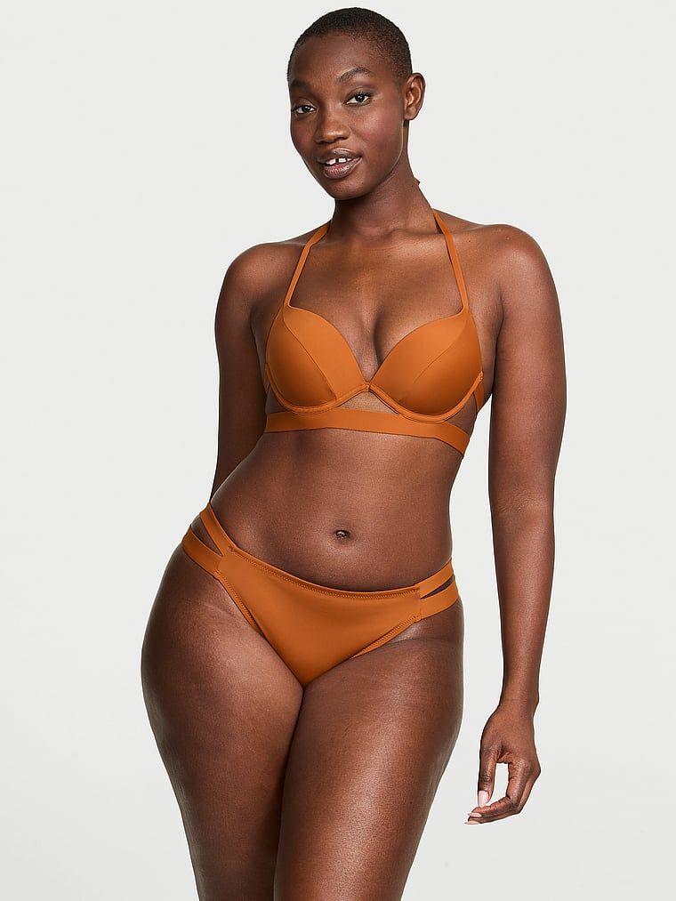 Dół od bikini Essential Brazilian. Produkt ma kolor brązowy i pochodzi z kolekcji Victoria's Secret Swim. 