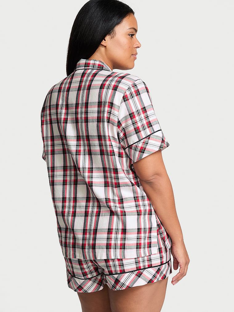 Flanelowa piżama z szortami. Produkt ma kolor wzorzysty i pochodzi z kolekcji Victoria's Secret. 