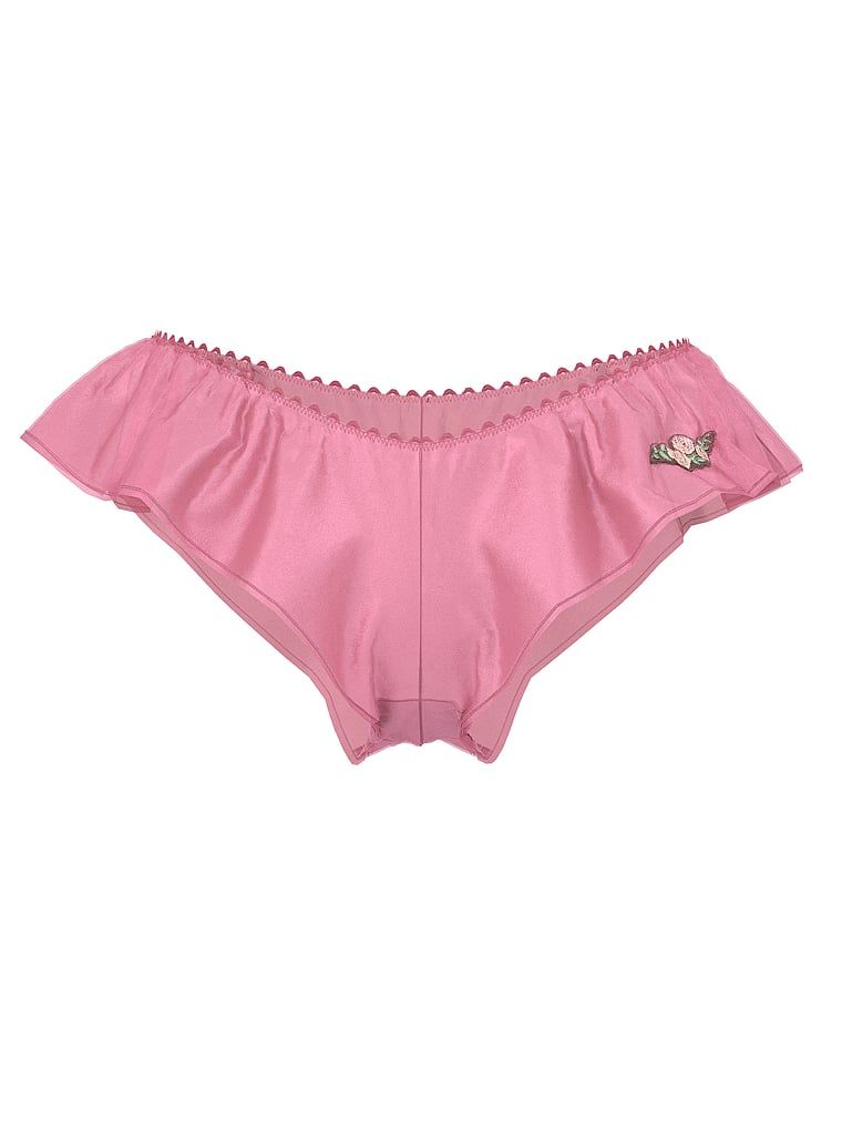 Majtki z falbankami Sweet Melody Flutter Brazilian. Produkt ma kolor różowy i pochodzi z kolekcji Dream Angels. 