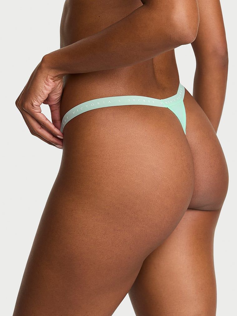 Stringi bawełniane Stretch Cotton. Produkt ma kolor zielony i pochodzi z kolekcji Victoria's Secret. 