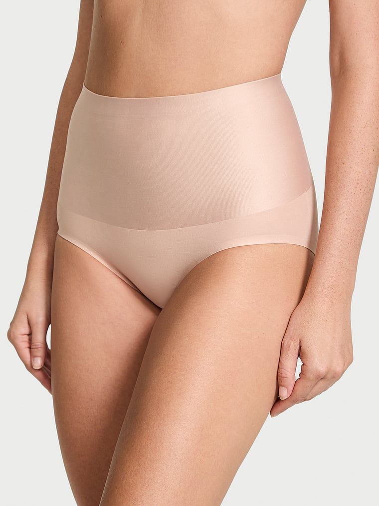 Body by Victoria Majtki modelujące z wysokim stanem Smoothing Shimmer Brief