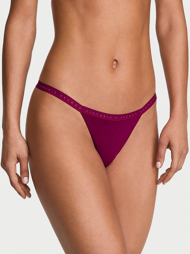 Stringi bawełniane Stretch Cotton. Produkt ma kolor różowy i pochodzi z kolekcji Victoria's Secret. 