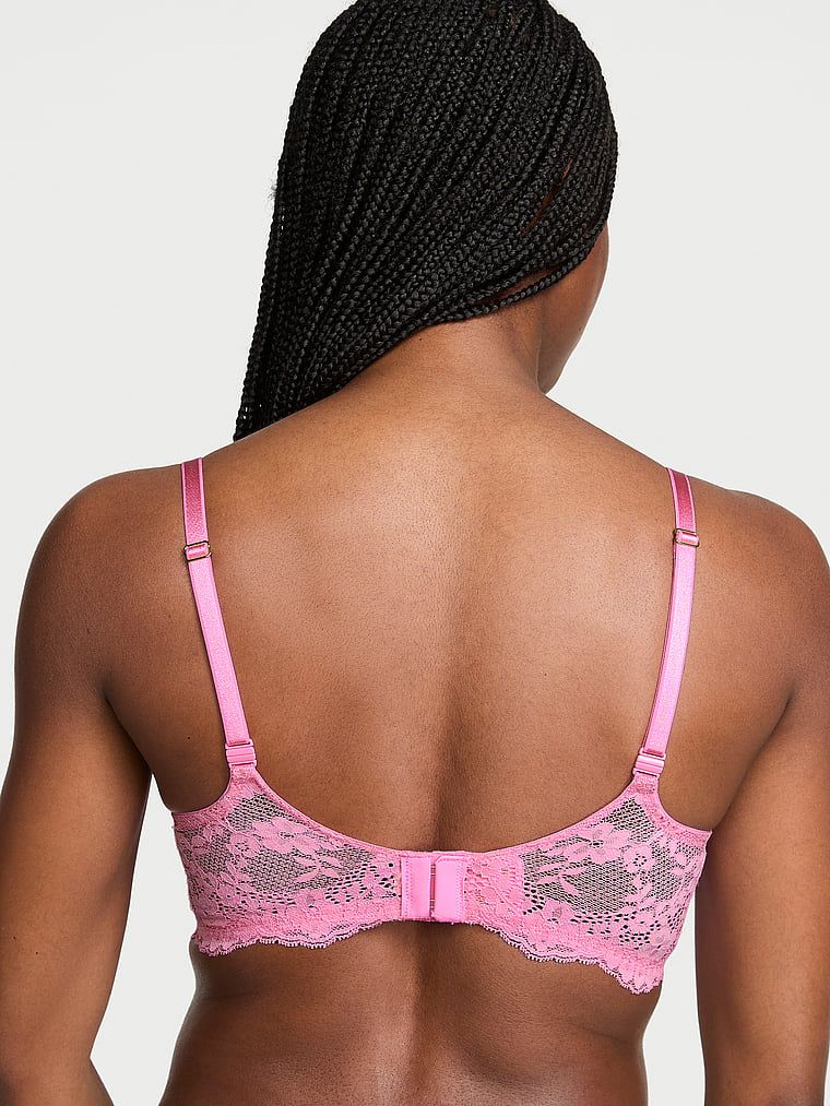 Biustonosz lekko usztywniany z koronką Lace Demi. Produkt ma kolor różowy i pochodzi z kolekcji Dream Angels. 