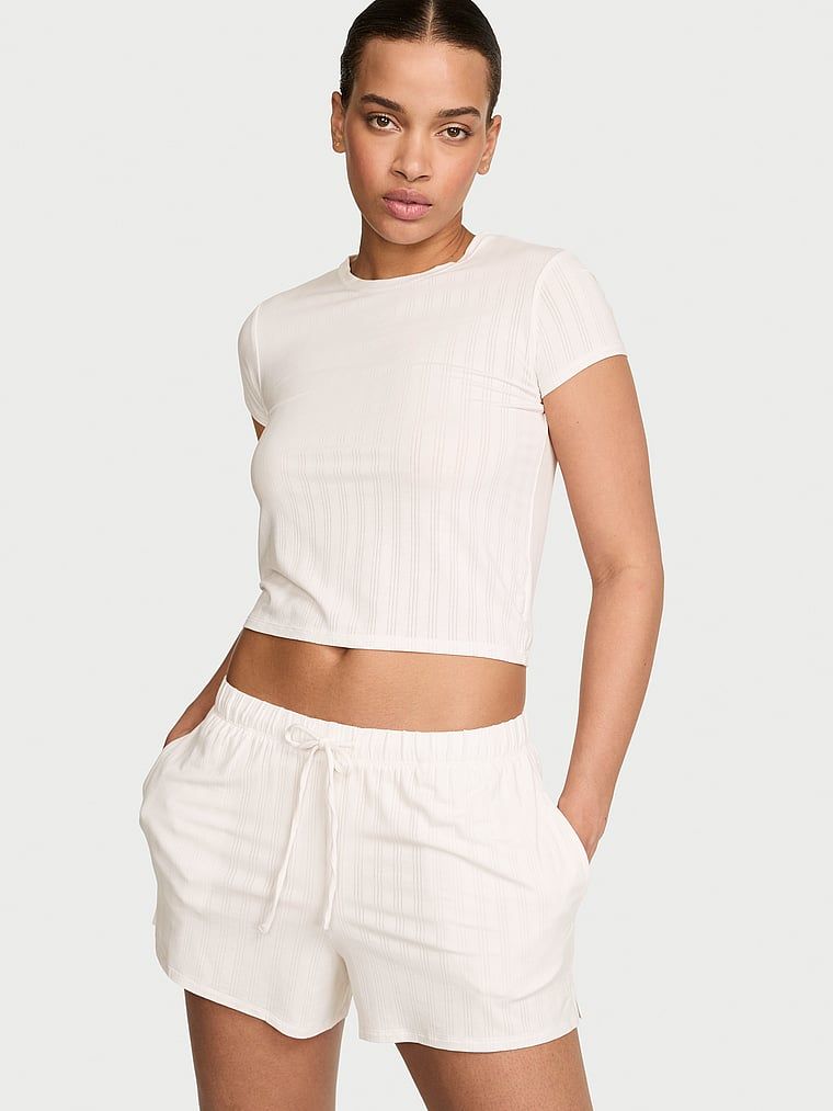 Szorty z modalu do spania SoSoft Ultra-Fine. Produkt ma kolor biały i pochodzi z kolekcji Victoria's Secret. 