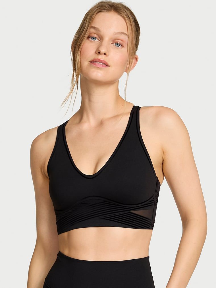 Biustonosz sportowy VSX Elevate Refined Contours. Produkt ma kolor czarny i pochodzi z kolekcji VSX. 