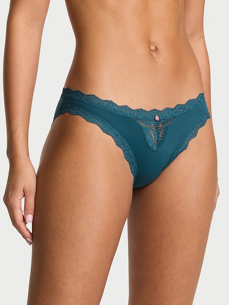 Majtki z koronką na krawędziach Lace-Trim Bikini. Produkt ma kolor niebieski i pochodzi z kolekcji Dream Angels. 