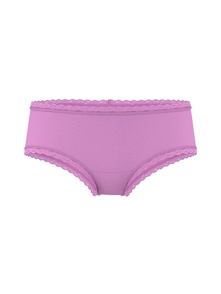 Majtki bawełniane z koronką na krawędziach Lace-Waist Cheeky. Produkt ma kolor różowy i pochodzi z kolekcji Body by Victoria. 