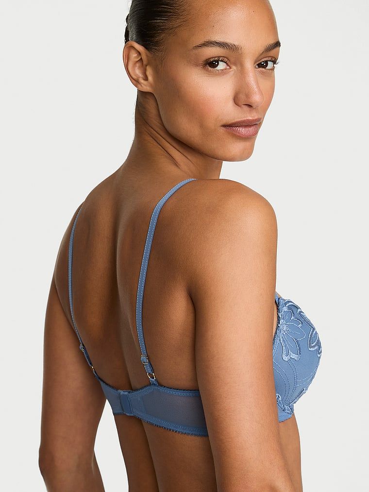 Biustonosz push-up Denim. Produkt jest wzorzysty i pochodzi z kolekcji Very Sexy. 