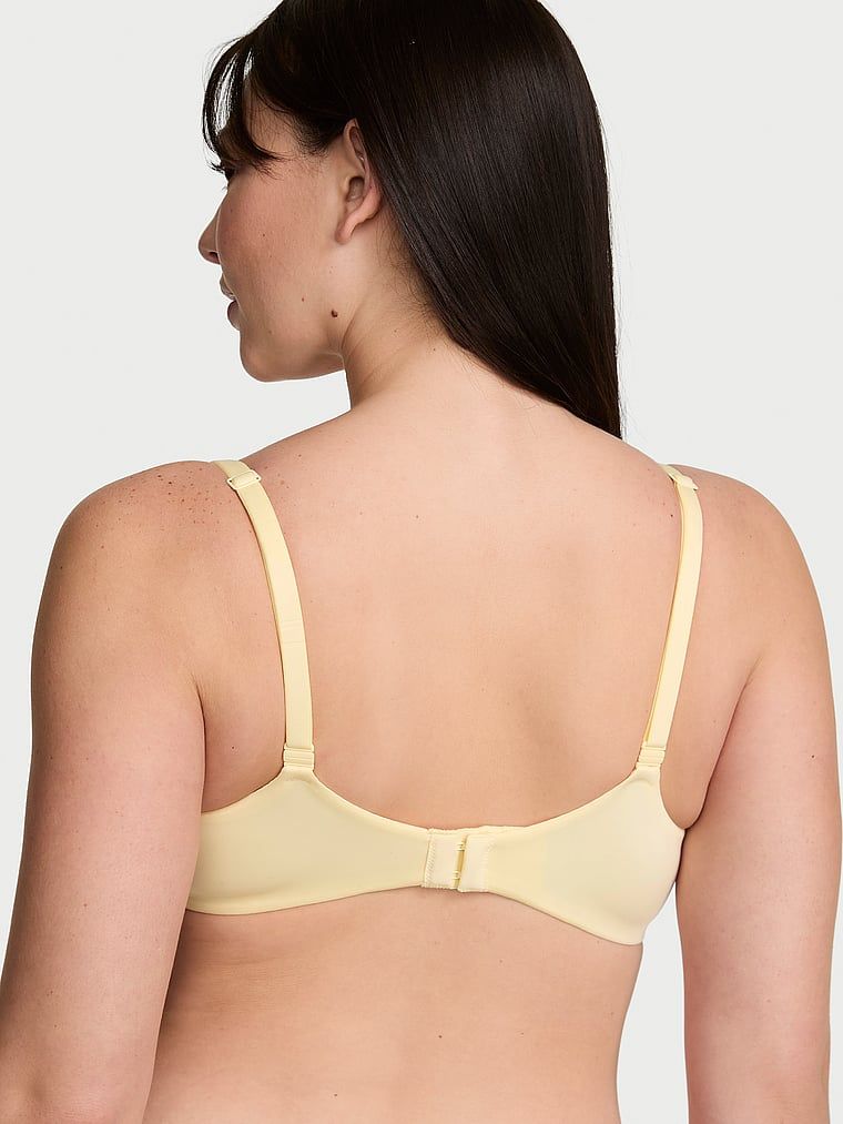 Biustonosz lekko usztywniany Smooth Demi. Produkt ma kolor żółty i pochodzi z kolekcji Body by Victoria. 