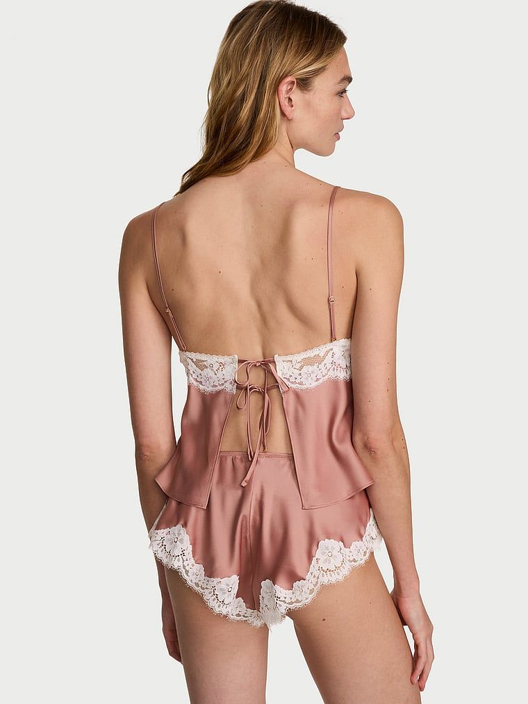 Zestaw satynowy do spania Lace-Trim. Produkt ma kolor różowy i pochodzi z kolekcji Dream Angels. 