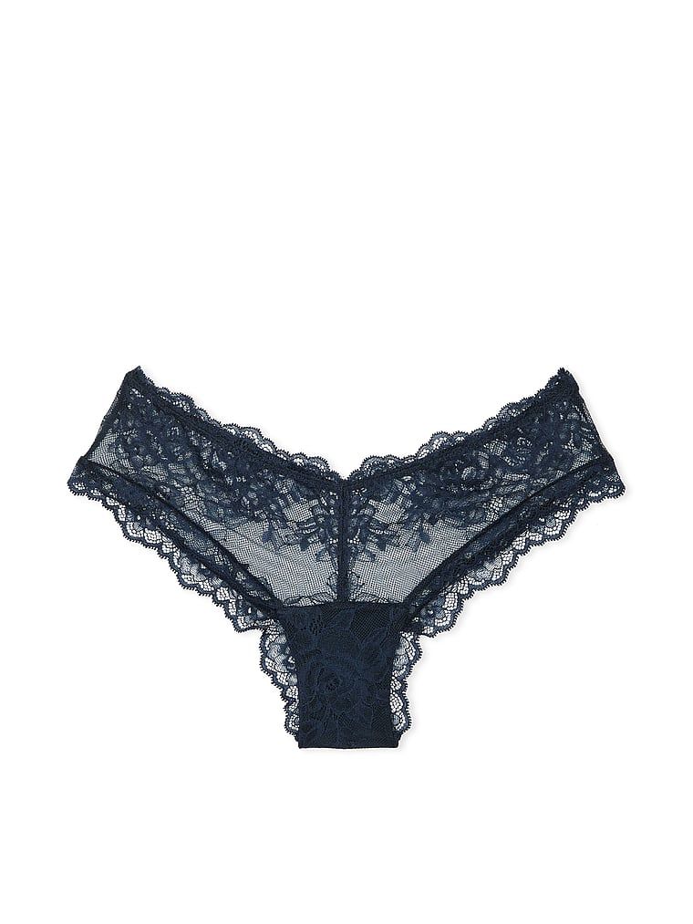 Majtki koronkowe z wysoko wyciętymi nogawkami Rose Lace Cheeky. Produkt ma kolor niebieski i pochodzi z kolekcji Very Sexy. 