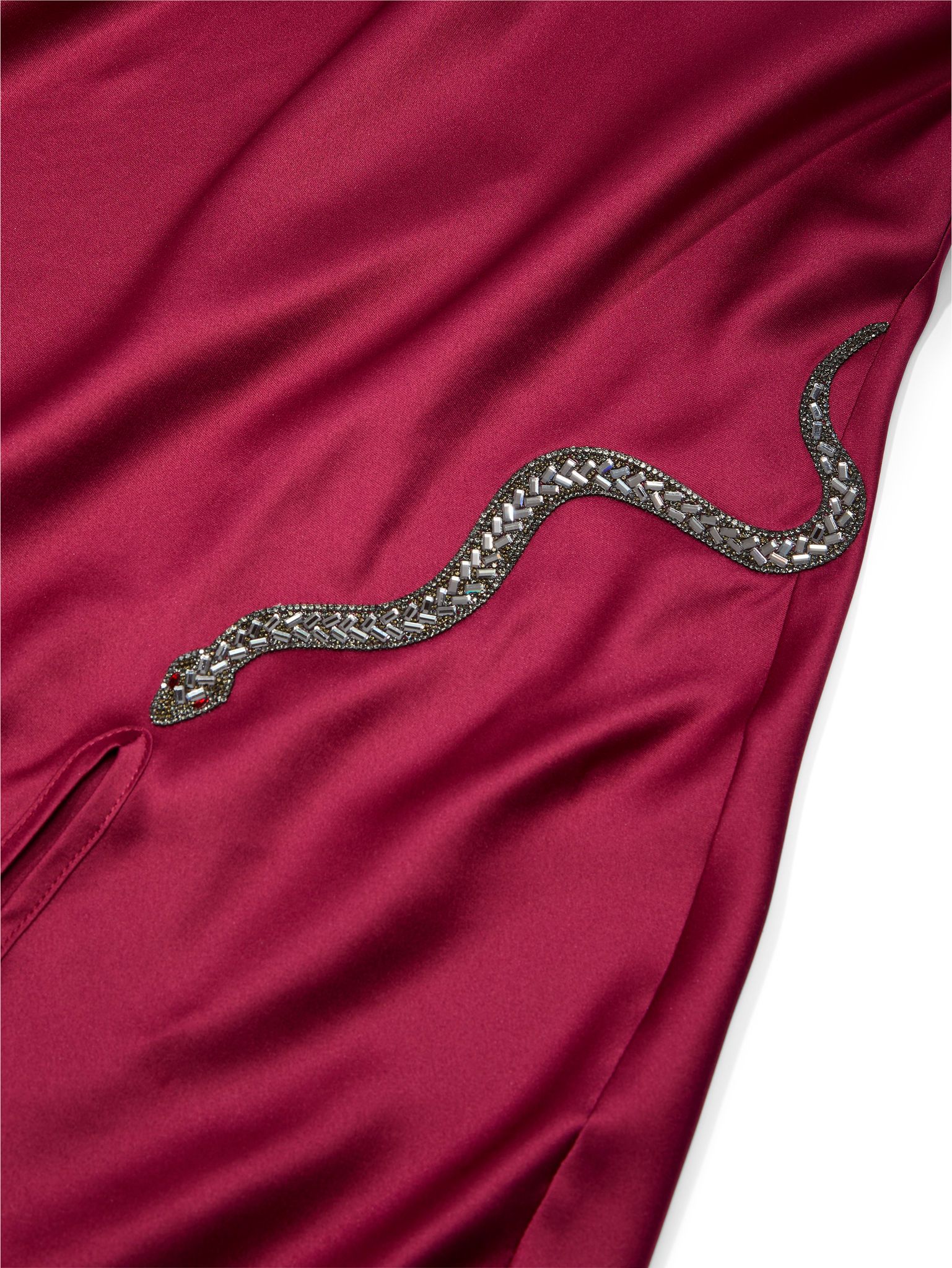 Koszulka nocna satynowa Snake Shine Slip. Produkt ma kolor czerwony i pochodzi z kolekcji Victoria's Secret. 