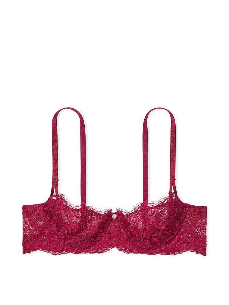 Na zdjęciu na białym tle widoczny jest biustonosz nieusztywniany balkonetka Wicked Lace Balconette. Produkt ma kolor czerwony i pochodzi z kolekcji Dream Angels.