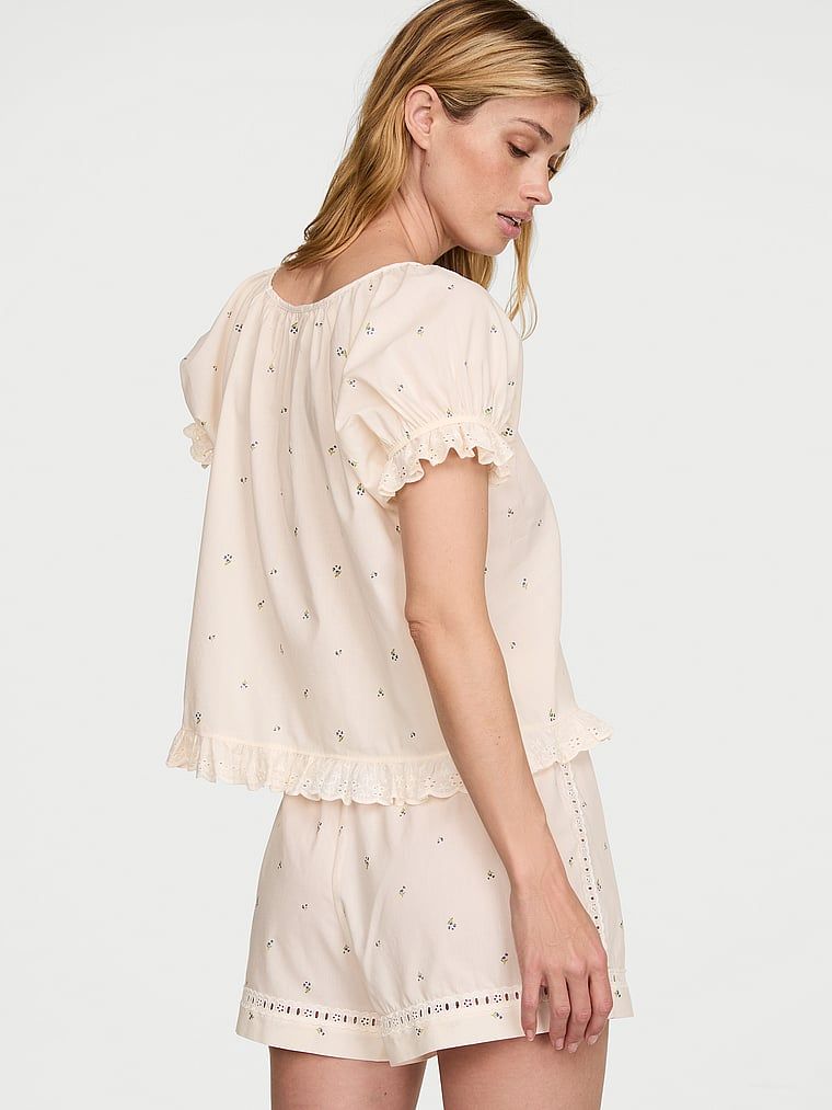 Piżama bawełniana w stylu vintage z szortami Dream. Produkt ma wzór kwiatowy i pochodzi z kolekcji Victoria's Secret. 