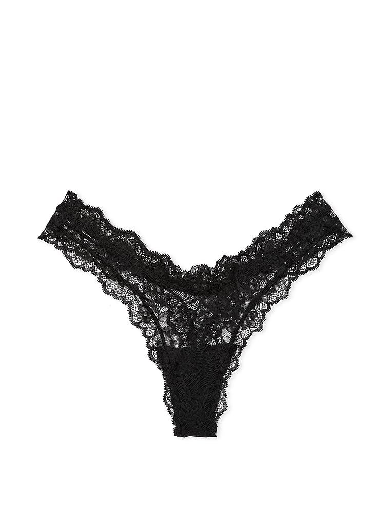 Stringi koronkowe z wysoko wyciętymi nogawkami Rose Lace. Produkt ma kolor czarny i pochodzi z kolekcji Very Sexy. 