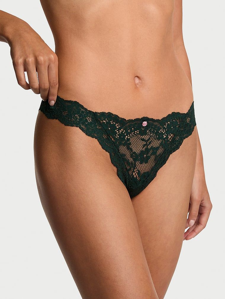 Stringi koronkowe Lace. Produkt ma kolor zielony i pochodzi z kolekcji Dream Angels. 