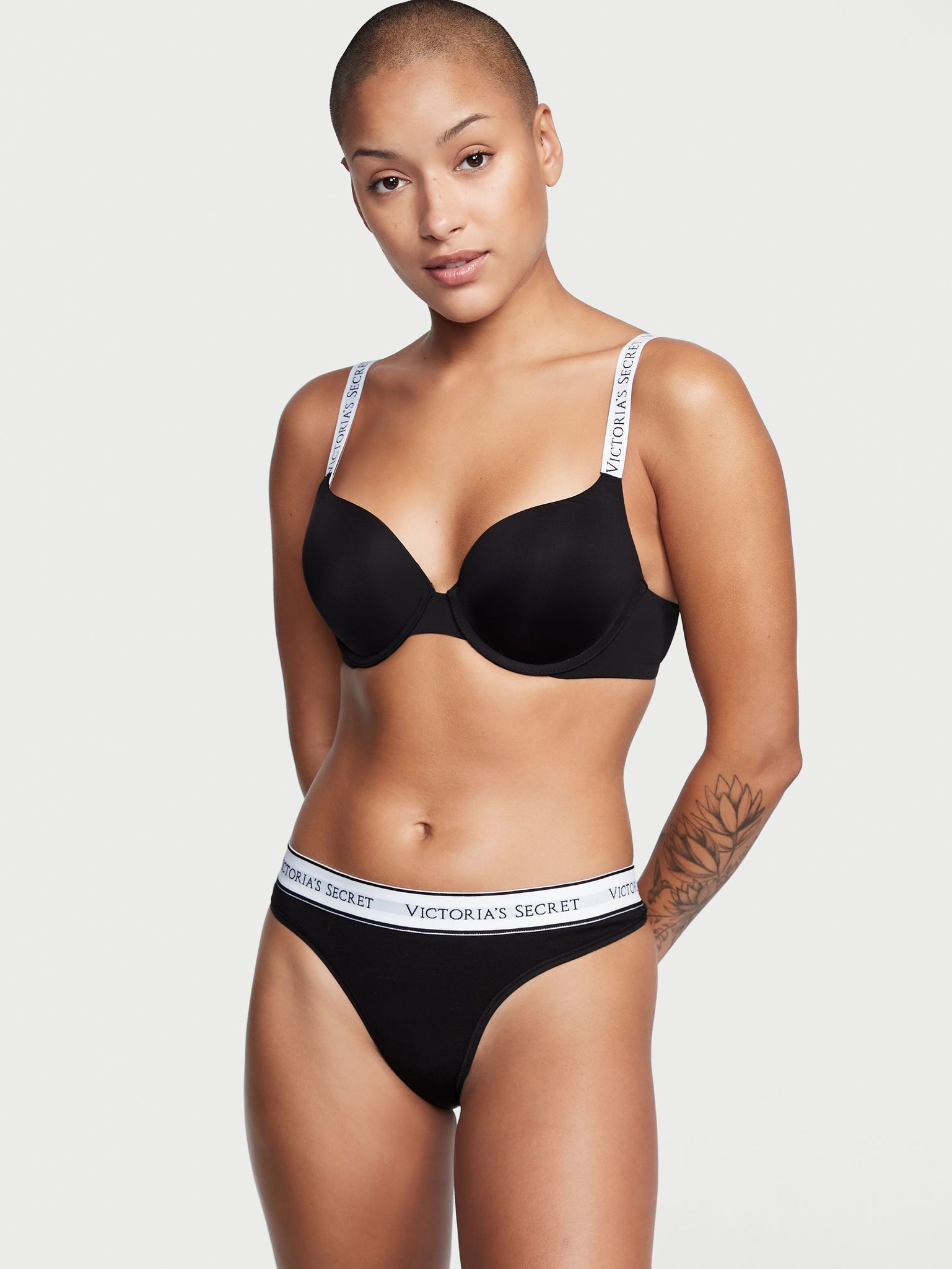 Cotton Stringi bawełniane z logo w talii