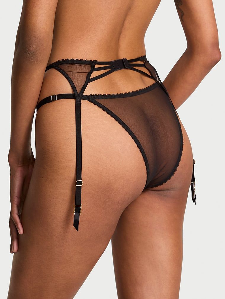 Pas do pończoch Cherry Pop. Produkt jest wzorzysty i pochodzi z kolekcji Very Sexy. 