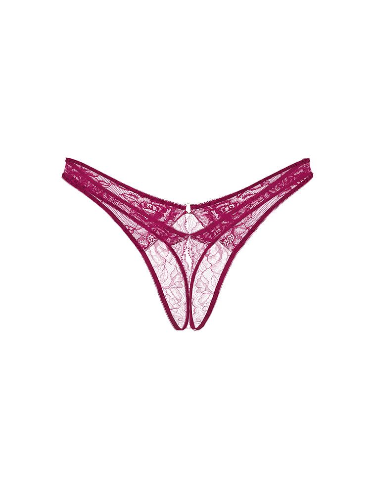 Stringi bez kroku Rose Lace. Produkt ma kolor różowy i pochodzi z kolekcji Very Sexy. 