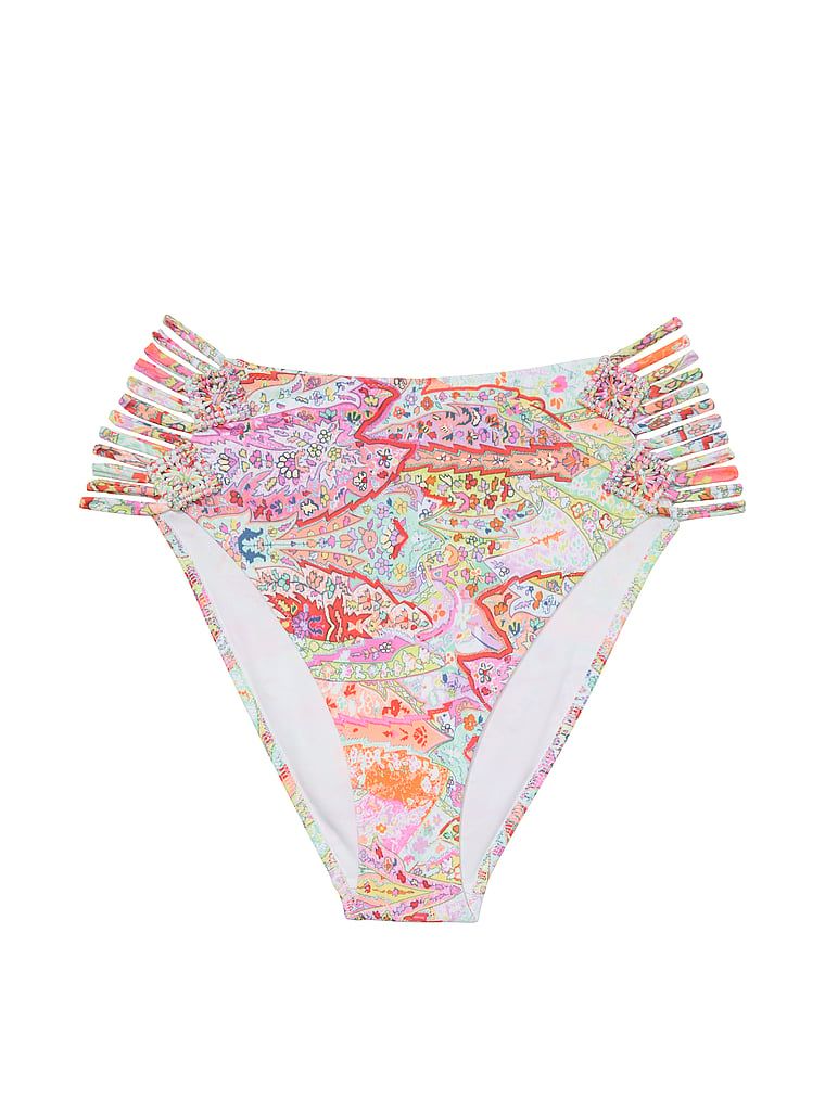Dół od bikini z wysokim stanem Archives Beach Macrame Cheeky. Produkt jest wzorzysty i pochodzi z kolekcji Victoria's Secret Swim. 