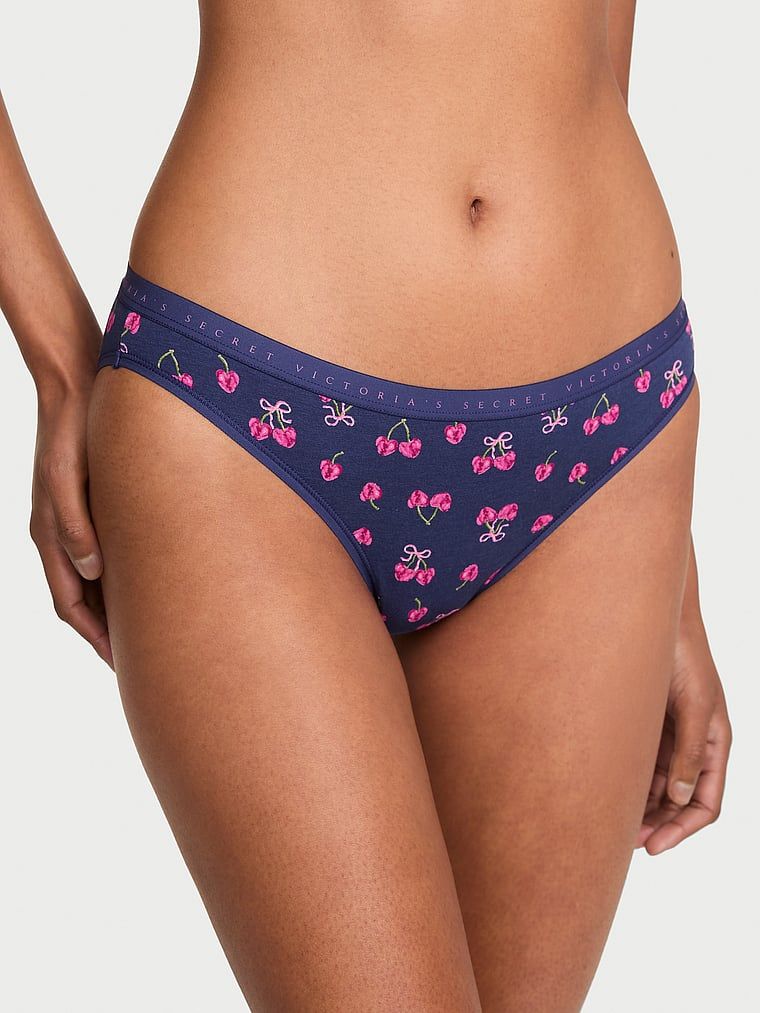 Majtki bawełniane Bikini. Produkt jest wzorzysty i pochodzi z kolekcji Victoria's Secret. 