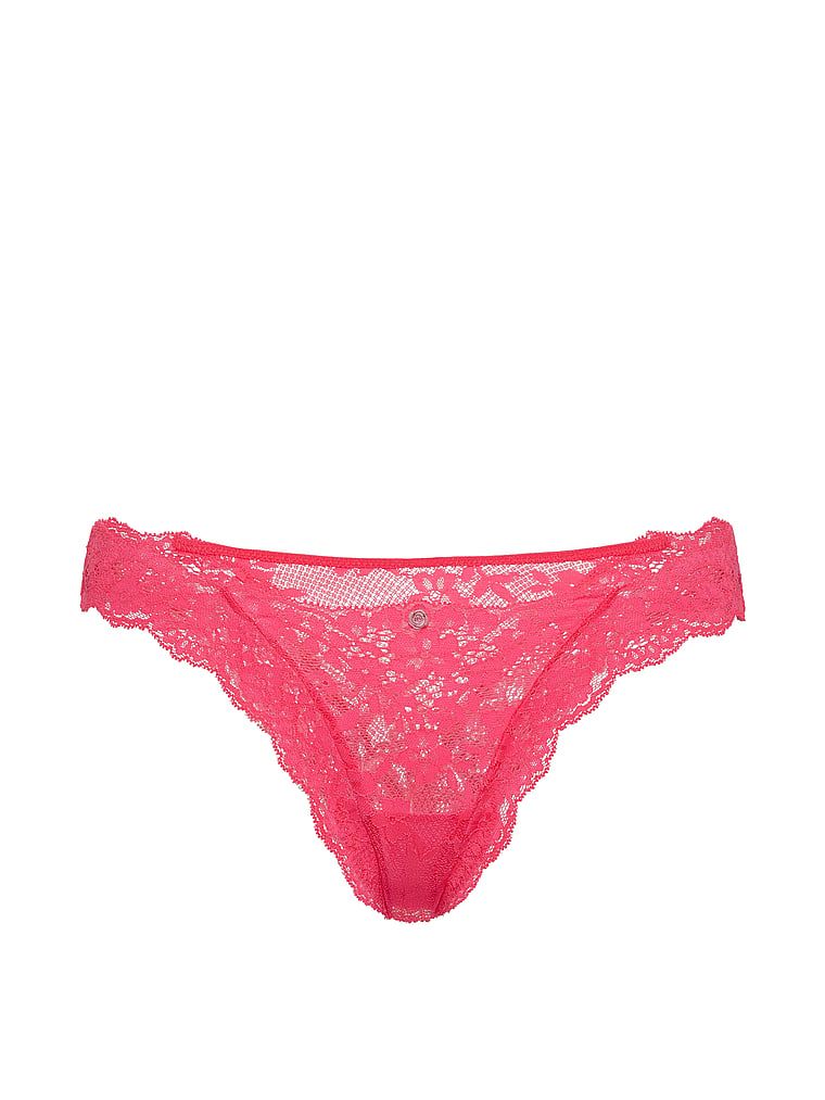 Majtki brazyliany koronkowe Brazilian. Produkt ma kolor różowy i pochodzi z kolekcji Dream Angels. 