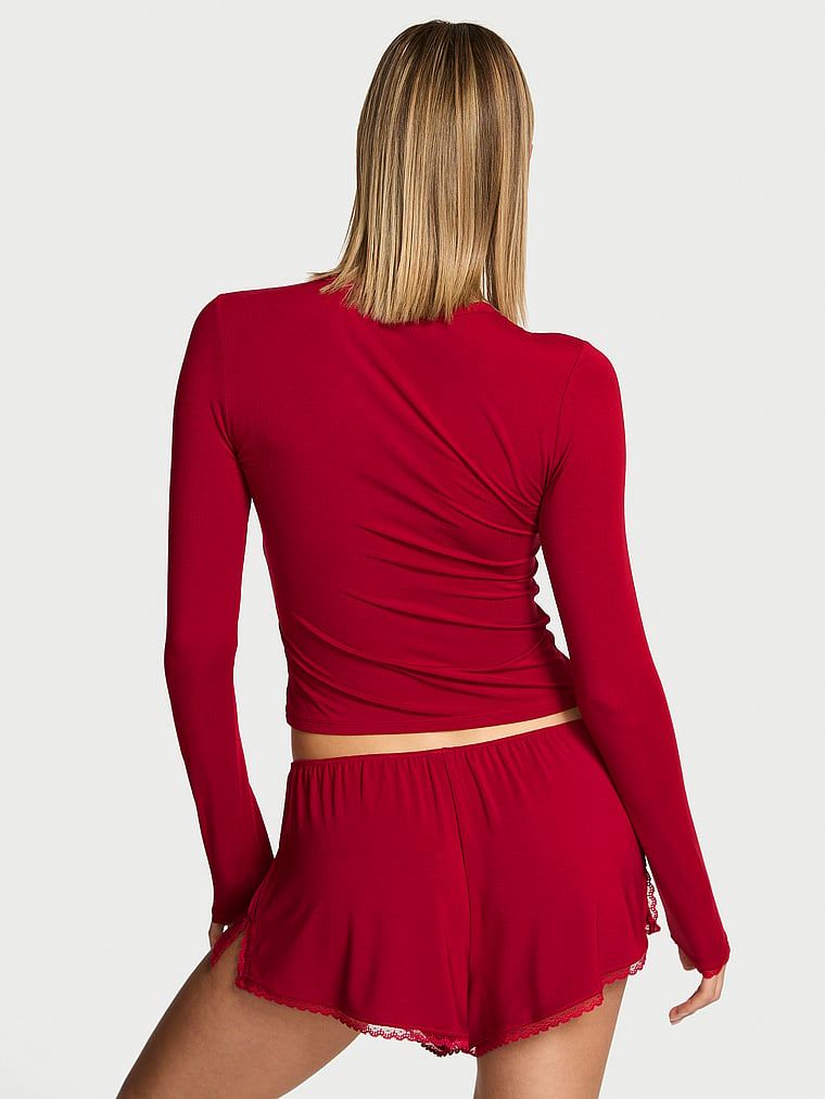 Zestaw do spania z modalu - bluzka i szorty Bow. Produkt ma kolor czerwony i pochodzi z kolekcji Victoria's Secret. 