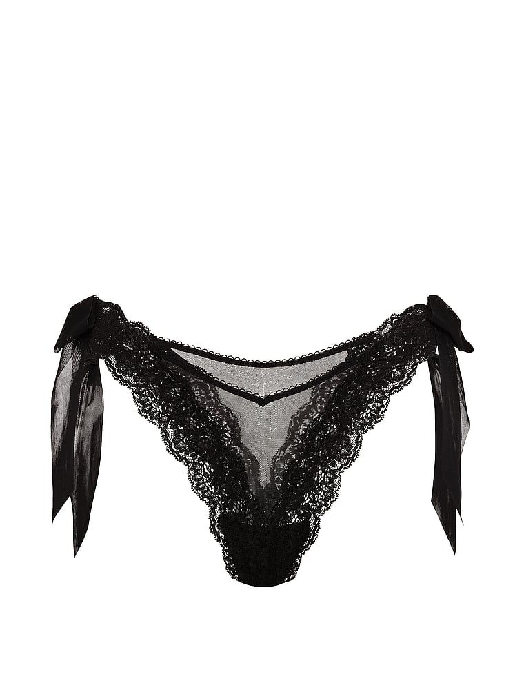 Majtki brazyliany z kokardkami po bokach Lace and Mesh Side-Bow. Produkt ma kolor czarny i pochodzi z kolekcji Dream Angels. 