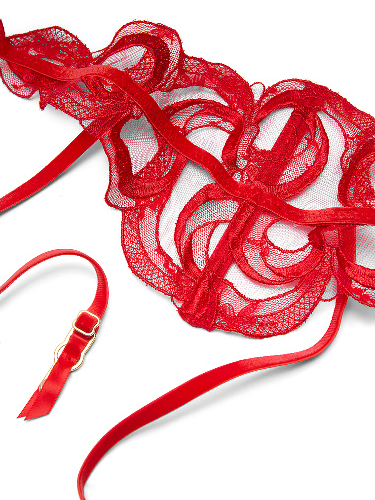 Pas do pończoch Tied-with-a-Bow. Produkt jest wzorzysty i pochodzi z kolekcji Dream Angels. 